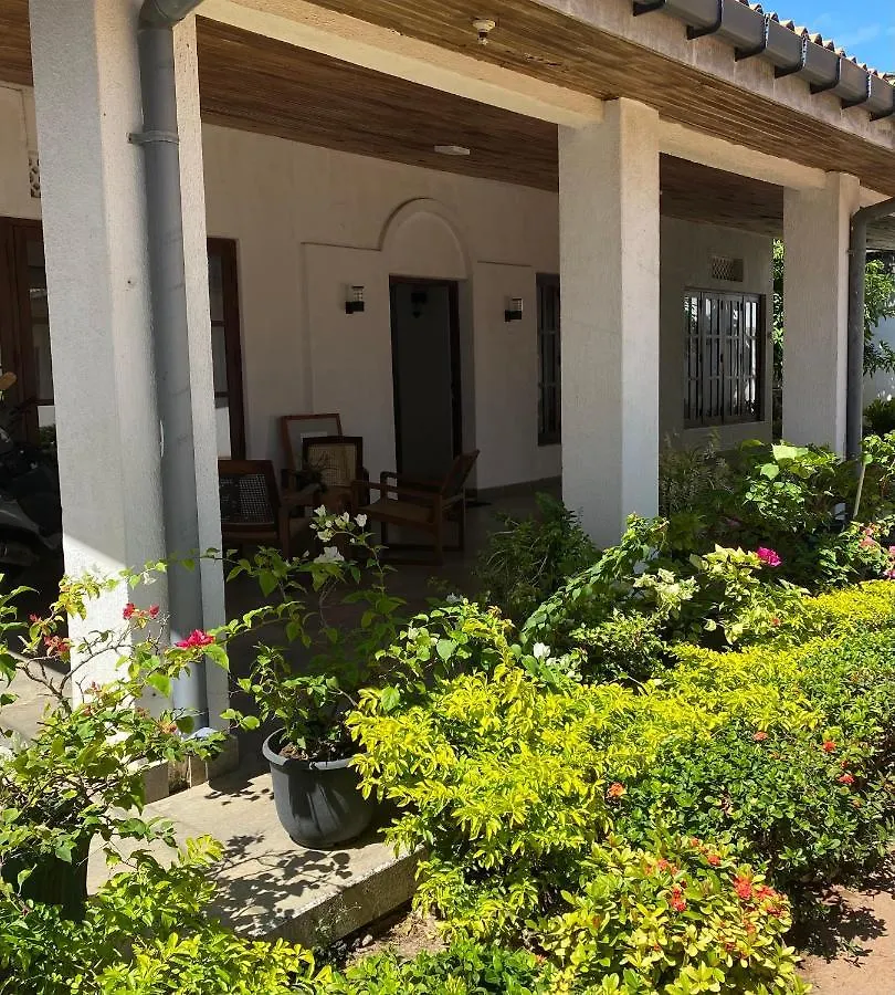 Πανσιόν Mary Land Beach Hotel Νεγκόμπο